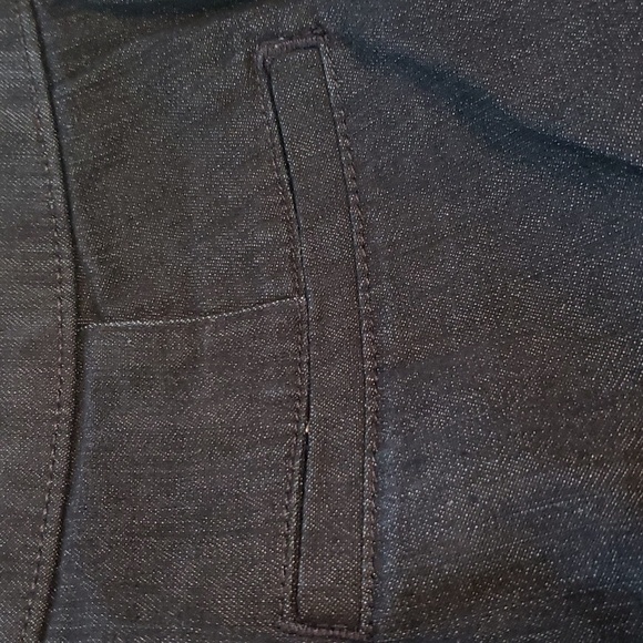 St. John's Bay Secretly Slender Mid Rise Capris size 16P New with tags! - Picture 5 of 6